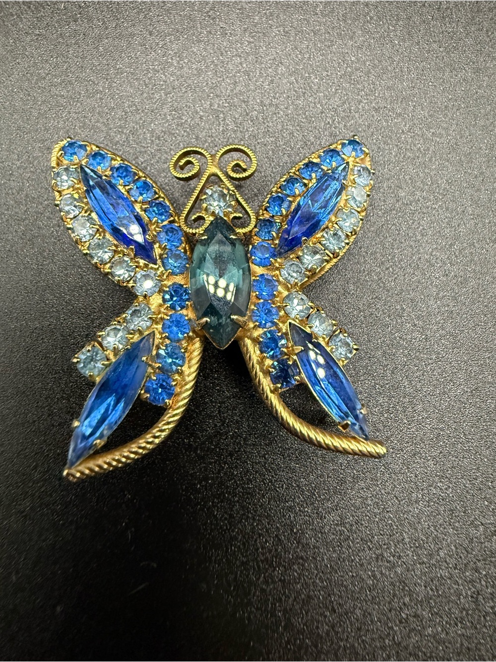 vintage gold-tone butterfly brooch
